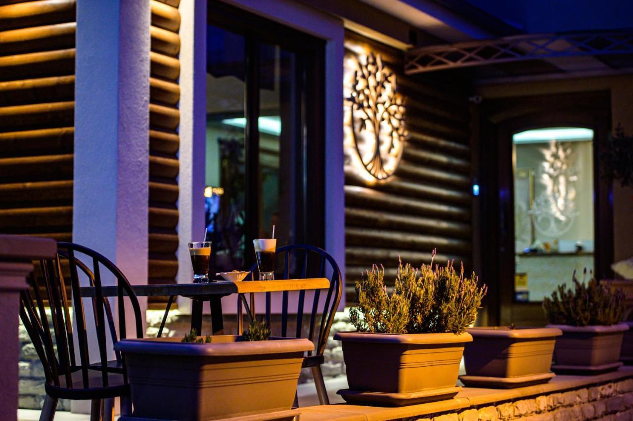 Albero Hotel Πέραμα Εξωτερικό φωτογραφία
